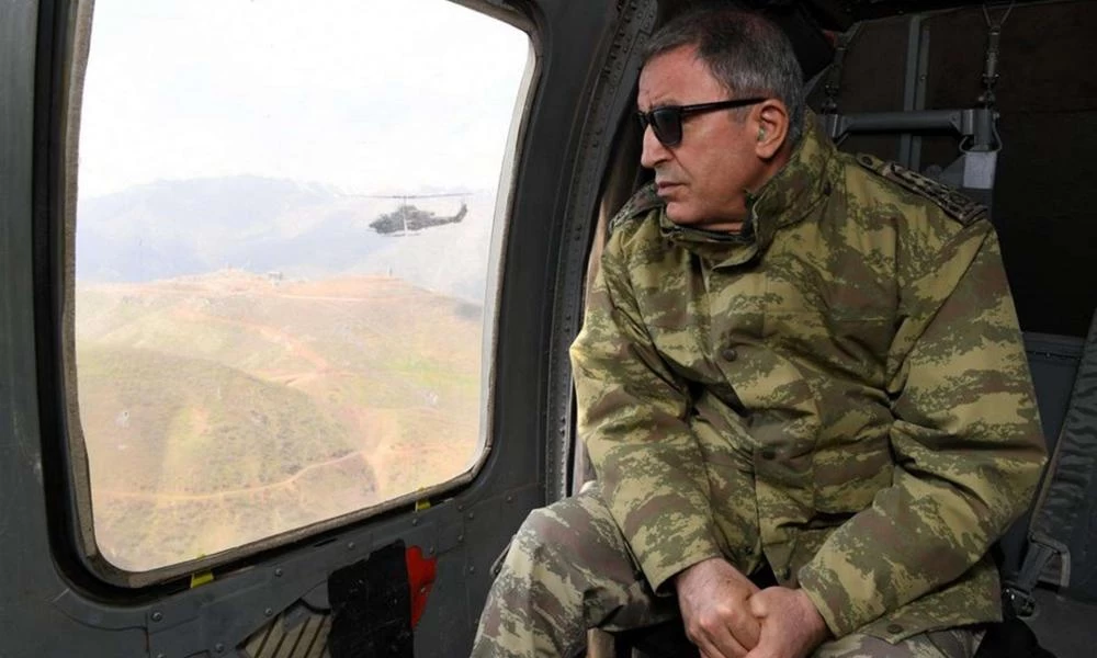 Ακάρ προς Έλληνες: «Βγάλτε το σκασμό, αλλιώς θα γίνετε μεζές»